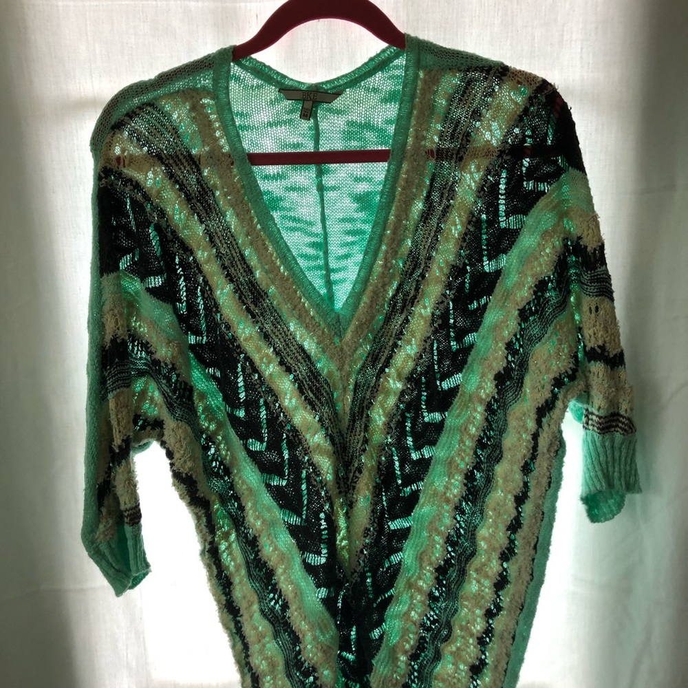 Sweater - Picture 6 of 6